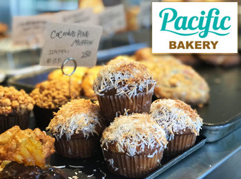 Pacific BAKERYipVtBbNx[J[j@pEĂَqX^btW