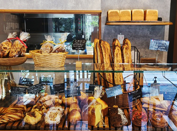 Du Pain et Des Gateaux Les Inities�i�f���E�p���E�G�E�f�E�K�g�[ ���W�j�V�G�j�p����َq�����X�^�b�t��̔��X�^�b�t��W